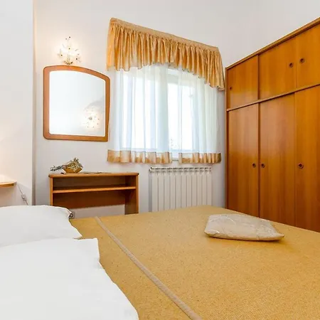 Pradolando Apartment Pula