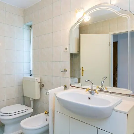 Pradolando Apartment
