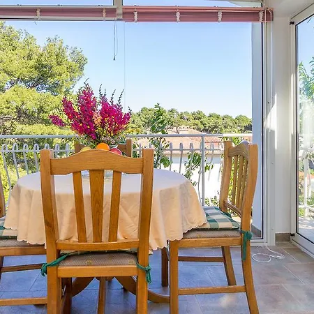 Apartment Laura Pula