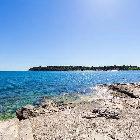 Apartment Laura Pula